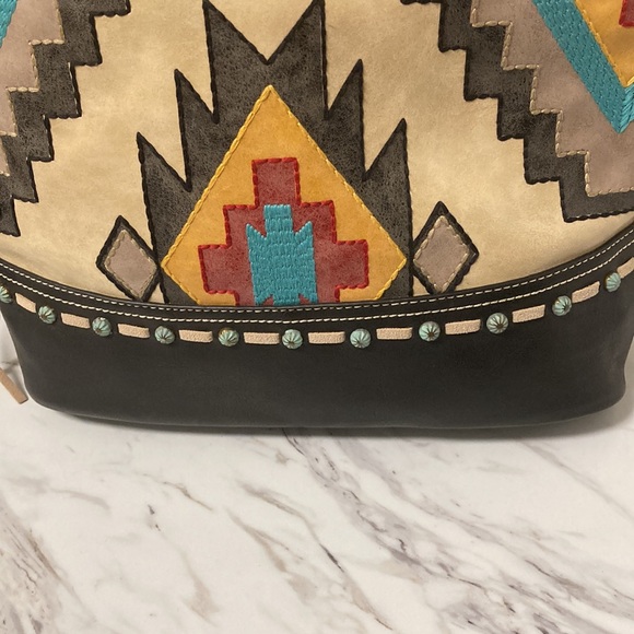 Beautiful Multicolored Southwest Concealed-Carry Shoulder Bag - Picture 7 of 7